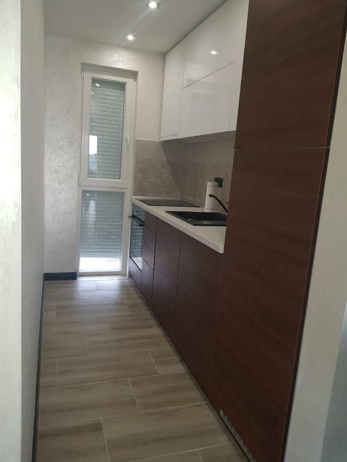Divcibare Delux Apartman Luaran gambar